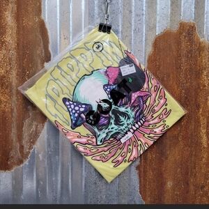 GOAT Trippin' Skull & Mushroom Graphic‎ Tee